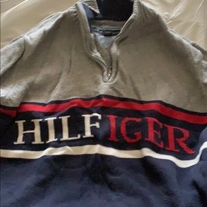 Large Tommy Hilfiger pullover